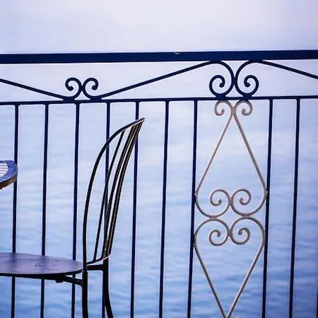 Mimi Junior Home, Sea View Appartement *